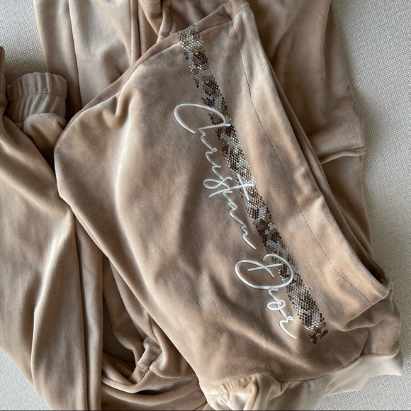 Authentic Christian Dior Velvet Vintage Sweatshirt Hoodie with Crystals - Picture 13 of 13